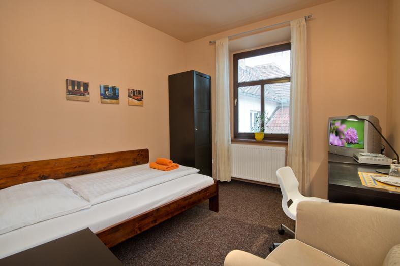 Hotel U Zlateho Byka Písek Екстериор снимка